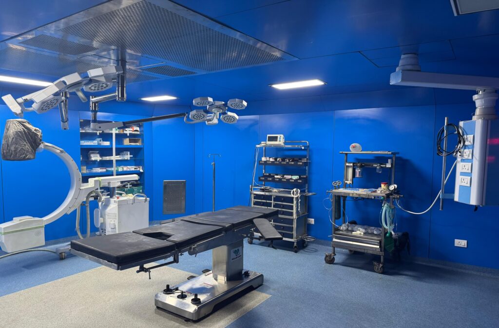 State-of-the-art laparoscopic surgery equipment at Vijay Laxmi Multi-Speciality Hospital, Jaunpur.